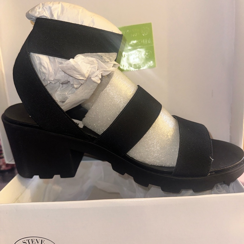 Steve Madden Black Strappy Sandals